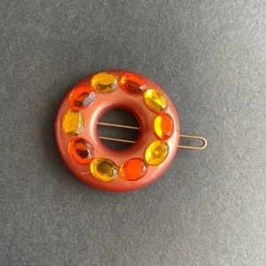 Tarina Tarantino Orange & Yellow Round Hair clip